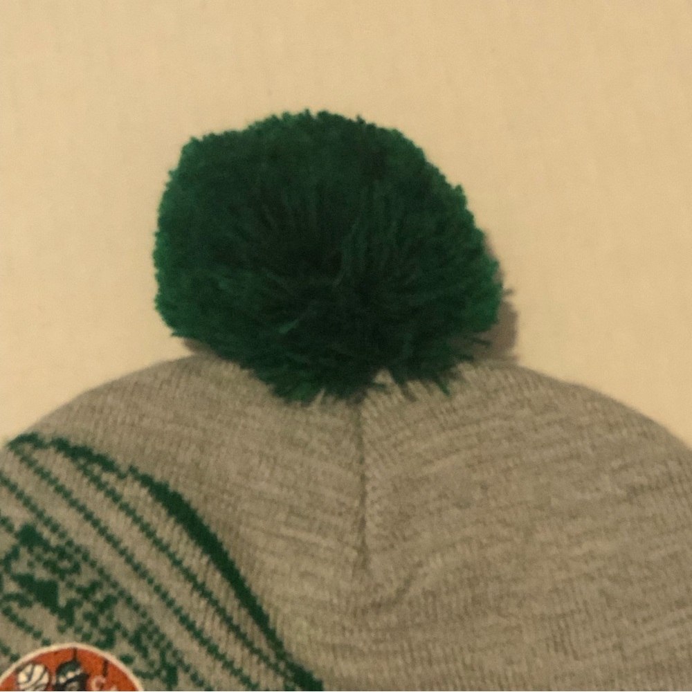 Mitchell & Ness Boston Celtics HWC Draft Cuffed Knit Pom Winter Hat OSFA Grey - Picture 6 of 8